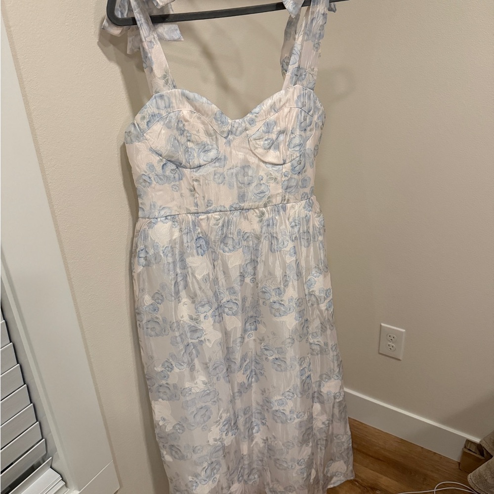 Lulu's Blue and White Floral Midi Dress